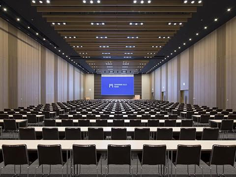Toranomon_forum_table